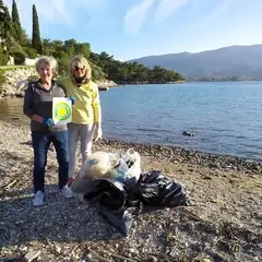 An Idealist Days trash pick-up in Greece in 2020.