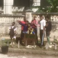 Imagen de: CUBA - Siembra de plantas frutales por el día del Medio ambiente