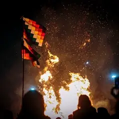 Imagen de: ARGENTINA - Luz de fuego: Fogata de Parque Avellaneda