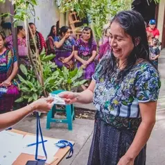 Imagen de: GUATEMALA - Cuidando las manos que mantienen viva una tradición